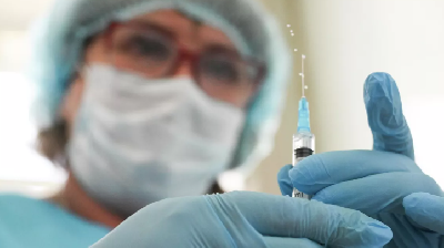 Первый пациент получил российскую пептидную вакцину от колоректального рака